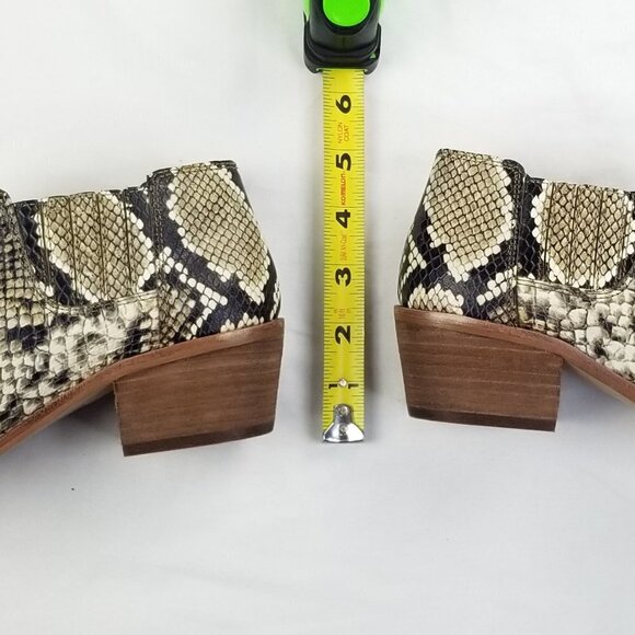 Madewell Low Chelsea Boots Snake Leather Print - Picture 5 of 12